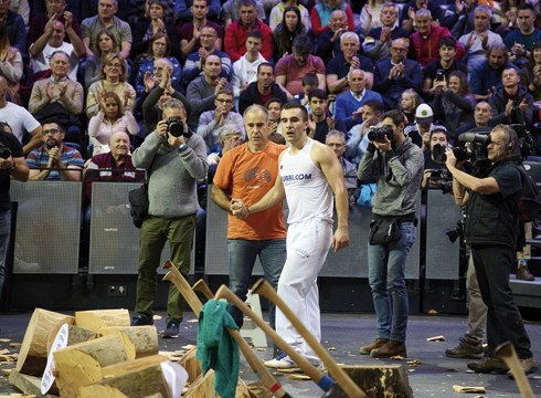 Bihurritarrak nagusitu ziren Sanandresetako aizkolarien txapelketan