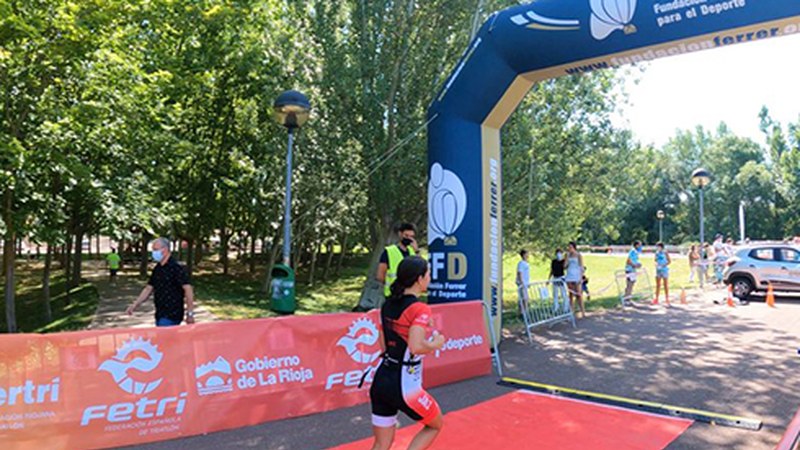 Bikain aritu ziren eibartarrak Logroñoko Espainiako Triatloi Txapelketa Olinpikoan