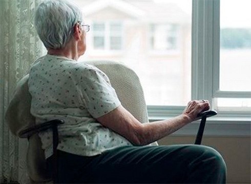 Bilatzen ez den bakardadeari buruzko tailerrak eskainiko dituzte jubilatu etxeetan, gaurtik hasita