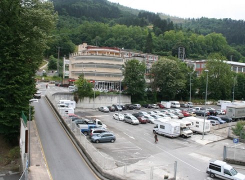 Bildu eta Aralar ospitalaren proiektuaren etorkizunaz arduratuta daude