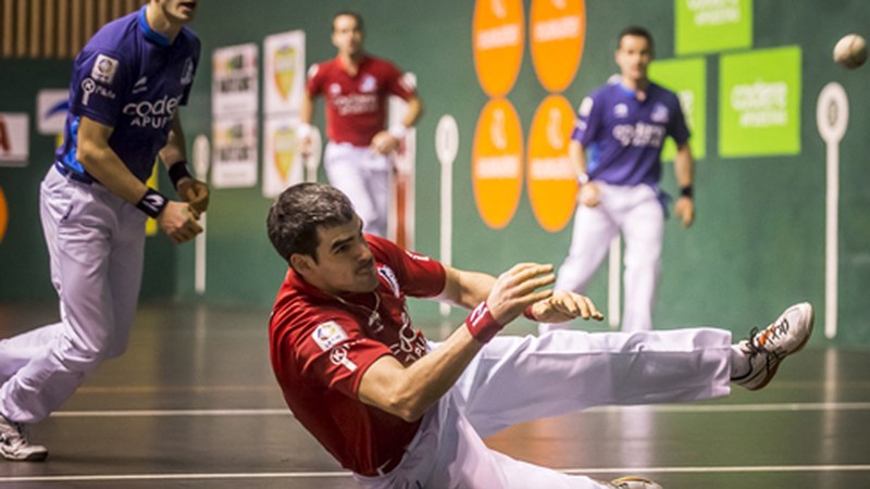 Binakako txapelketako partiduak hartuko ditu Astelena frontoiak domekan