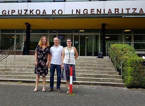 Bingeneko Unibertsitatetik Eibarko Ingeniaritza Eskolara bisitan etorri dira