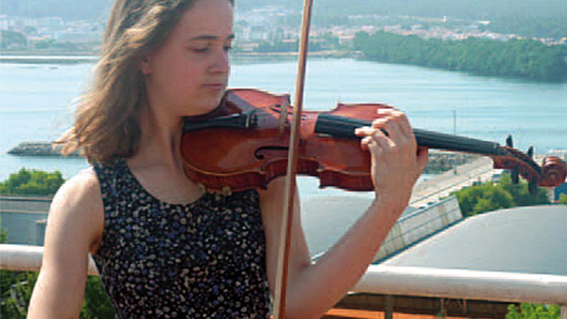 Biolin eta piano kontzertua gaur Coliseoan Nerea Arriola eta Esther Barandiaranekin