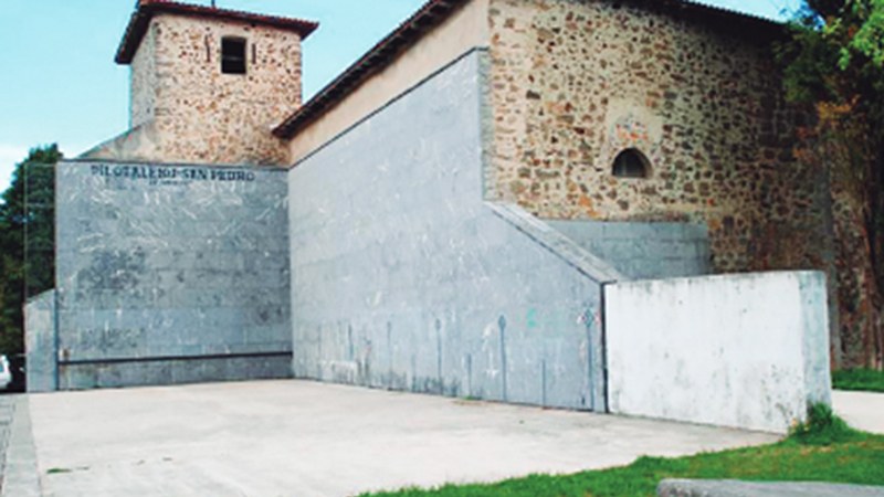 [BIZI DEBABARRENA] Elgoibar: San Pedroko parkea, Reyes Padrosen eskutik