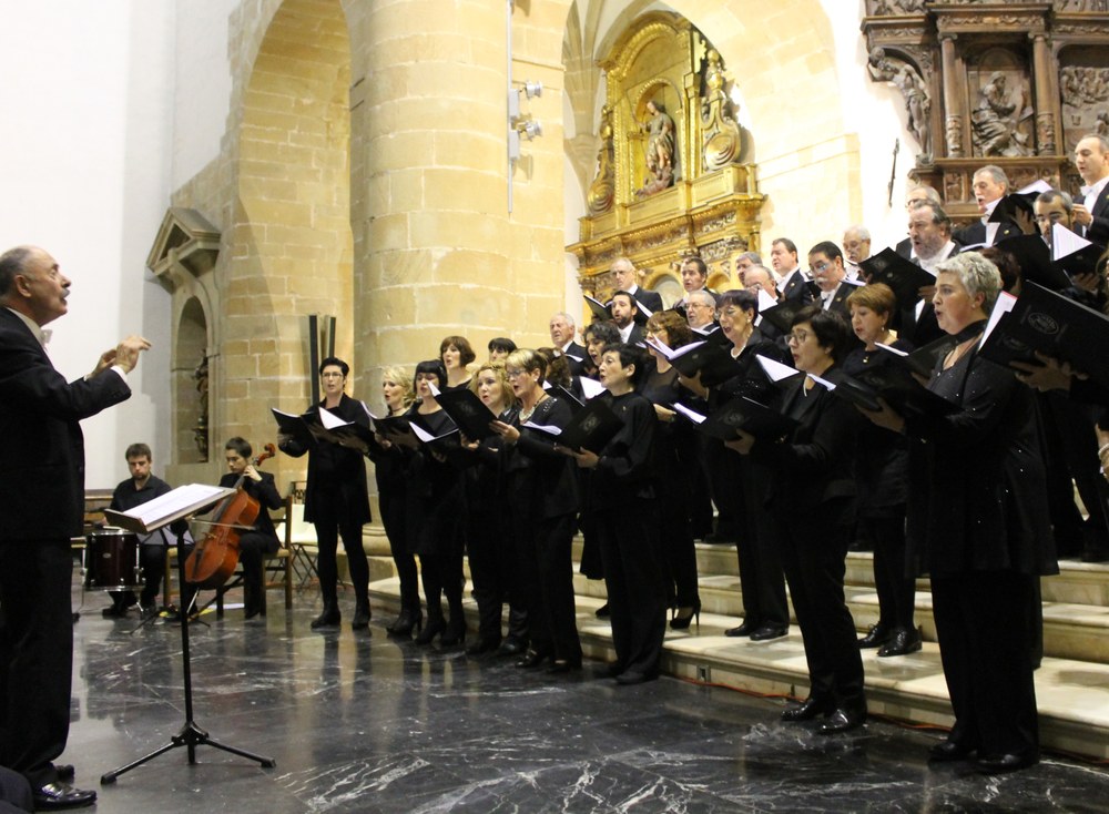 Bogoroditsie eta Sostoa abesbatzen Gabon Kontzertua