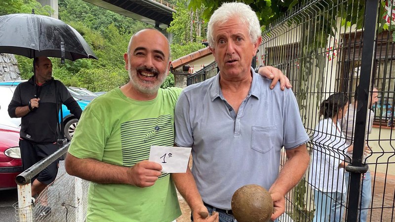 Bolari eibartarrak zeresana ematen ari dira Hiru Txirloko Bizkaiko Txapelketan