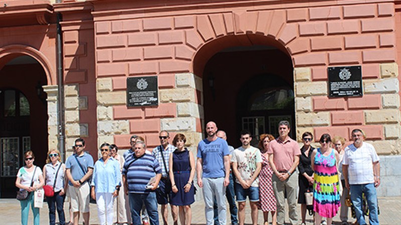 Bost minutuko isilunea gorde da Untzagan Miguel Angel Blancoren heriotza gogoan