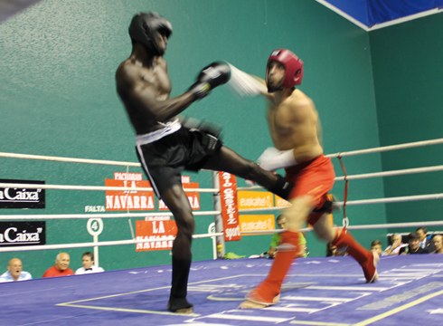 Boxeoa bueltan izango da bihar Astelena frontoian