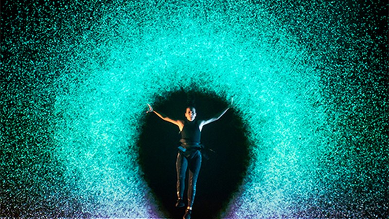 Brodas Bros, dantza urbanoa: “Bidaietan bizitakoa jaso eta dantzara eraman dugu”