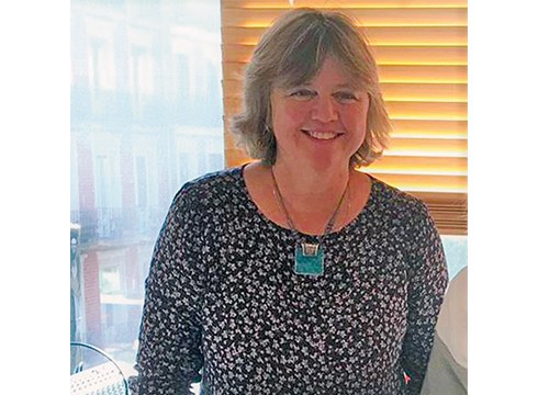 Carmen Anderson: “Dislexiak ikasketa prozesuari eragiten dio, idazteari eta irakurtzeari”