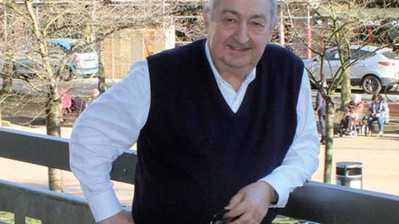 Castor Garatek Eibar Rebistan hainbat urtetan kaleratutako artikuluak biltzen dituen liburua kaleratu du