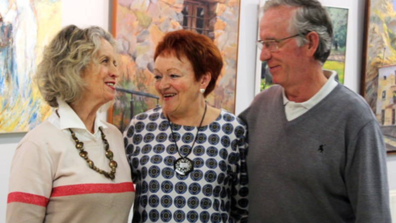 Cristina Azpiri, Elisabet Eguren eta Esteban Oroz artisten lanak ikusgai daude Untzagako jubilatu etxean