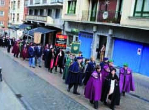 Cuevas, Orbegozo eta Antzerki Jardunaldiak omenalduko ditu Bakillauaren Kofradixiak