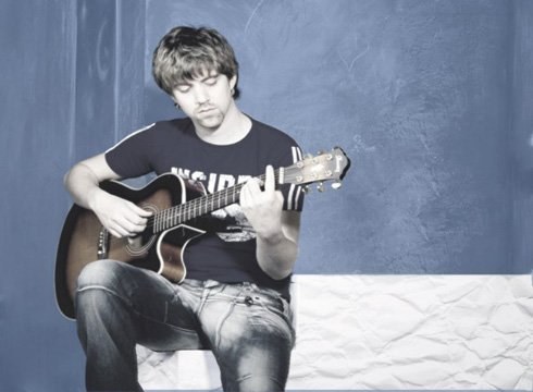 Dani Gascón Coliseoan diskoa aurkezten izango da gaur