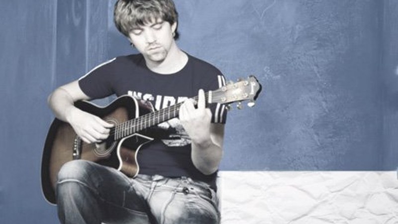 Dani Gascón Coliseoan diskoa aurkezten izango da gaur