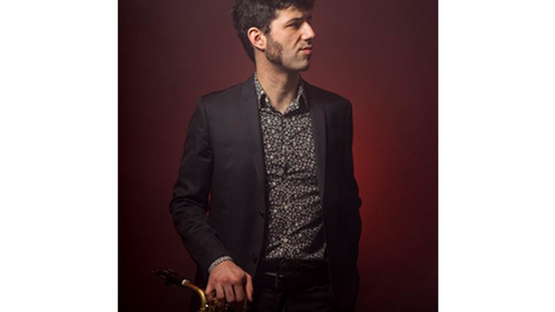 Dani Niño, Saxos del Averno: “Publiko guztiak dantza egiten amaitzen du gure kontzertuetan”