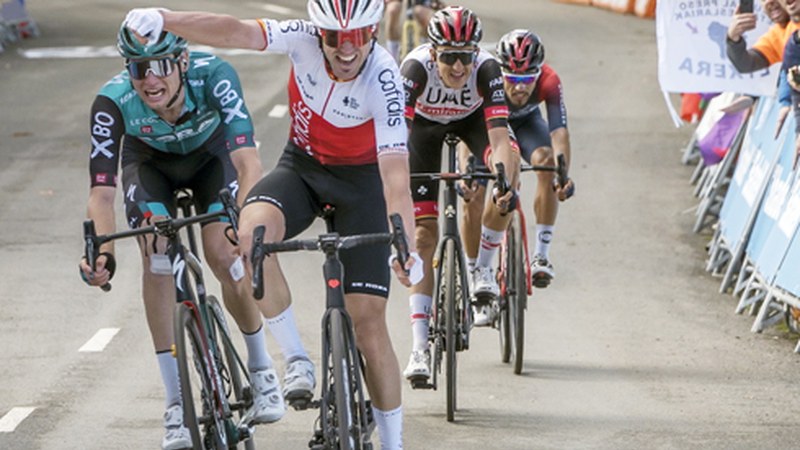 Daniel Felipe Martínezek eskuratu du Itzulia 2022ko txapela eta Ion Izagirrek irabazi du etapa nagusia