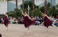 Dantzaren Nazioarteko Eguna ospatzeko jardunaldi ikusgarri eta arrakastatsua