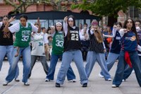 Dantzaren Nazioarteko Eguna ospatzeko jardunaldi ikusgarri eta arrakastatsua