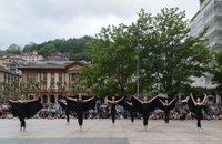 Dantzaren Nazioarteko Eguna ospatzeko jardunaldi ikusgarri eta arrakastatsua