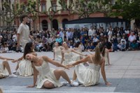 Dantzaren Nazioarteko Eguna ospatzeko jardunaldi ikusgarri eta arrakastatsua