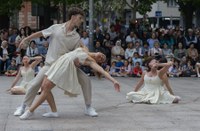 Dantzaren Nazioarteko Eguna ospatzeko jardunaldi ikusgarri eta arrakastatsua