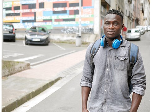 Darou Gueye, beti aurrera