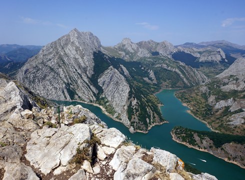Datorren asteko zubirako lau eguneko irteera antolatu dute Riañoko Mendietara