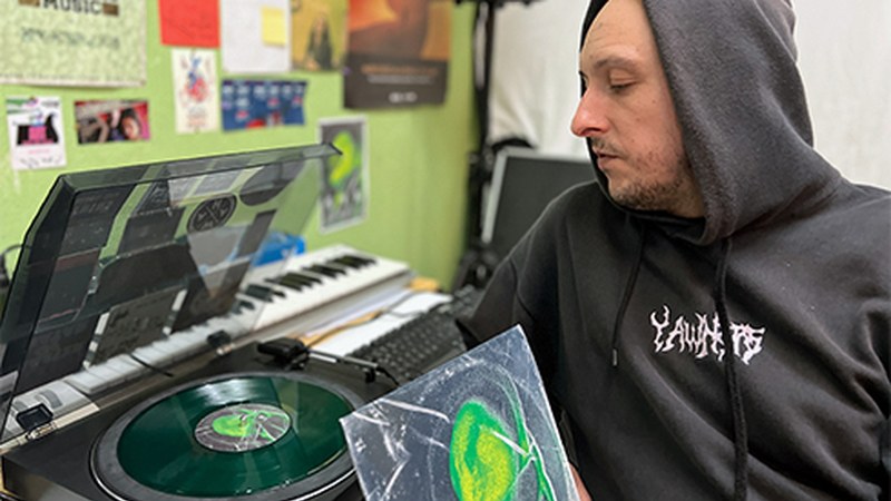 DAVID KARBA, Kvalvika: “Oso txarto pasatu dut diskoa egiten, baina irten denean harro sentitu naiz, indartuta