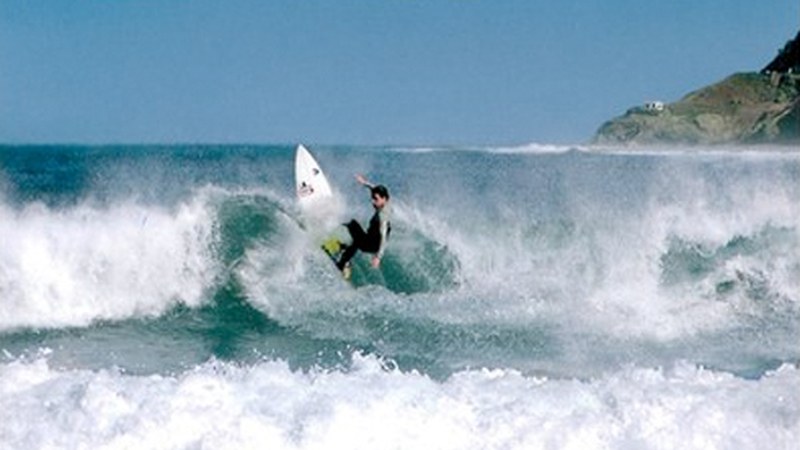 DBHko ikasleentzat surf ikastaroa antolatu du Udalak udarako