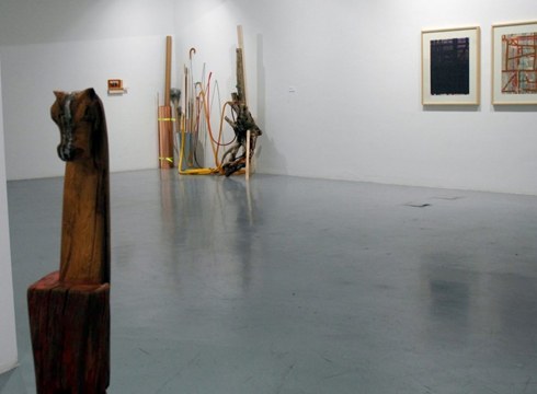 Deba bailarako artisten erakusketa kolektiboa ikusgai dago, urriaren 22ra bitartean