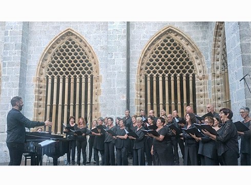 Debako Aitzuri Abesbatzak kontzertua emango du bihar Karmengo Amaren elizan