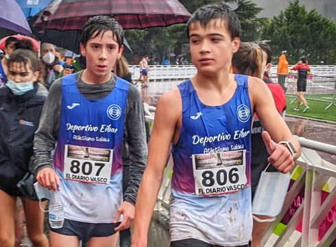 Deporreko atletak Elgoibarko Mugerza krosean eta Euskadiko Master eta Konbinatuen txapelketan egon ziren