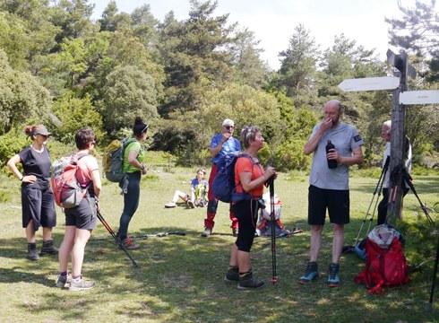 Deporreko mendizaleek Artzaintza Naturbidearen 20. etapa osatu zuten