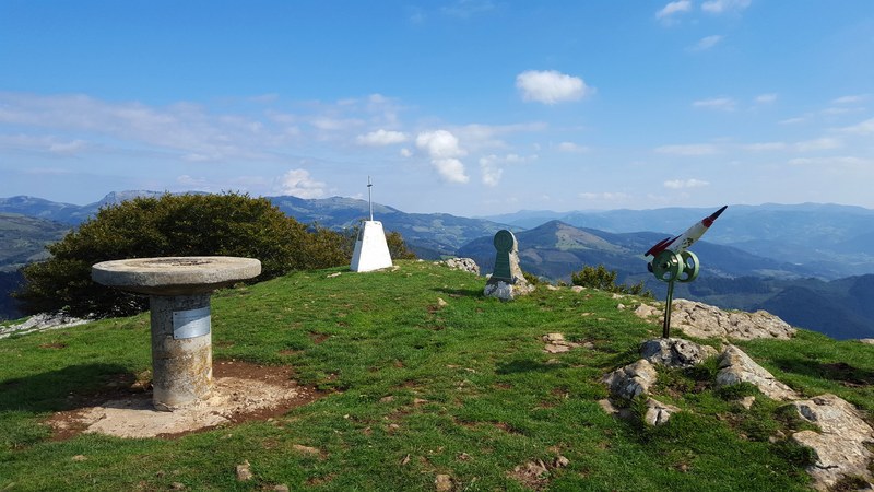 Deporreko mendizaleek azken bazkaria egingo dute Santa Marinan