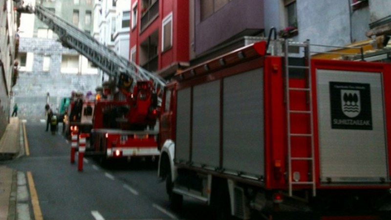 Desagertuta dagoen gizonezko baten bila dihardute