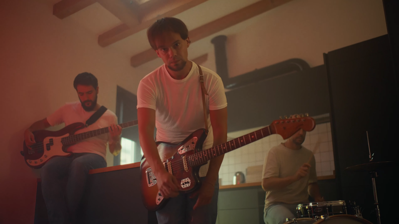 Deus Ez taldeak disko berria argitaratuko du barixakuan