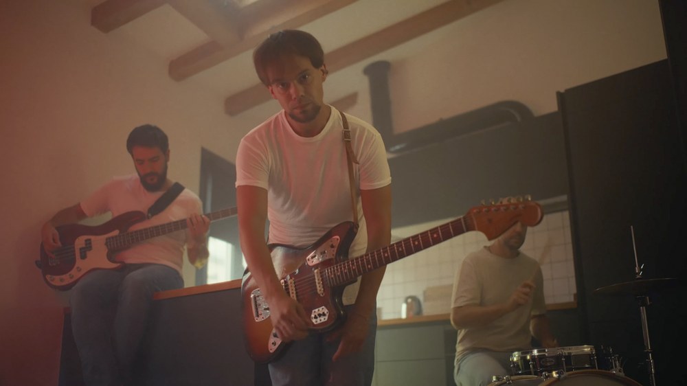 Deus Ez taldeak ‘Zain’ diskoa aurkezteko lehen kontzertua emango du zapatuan Eibarren