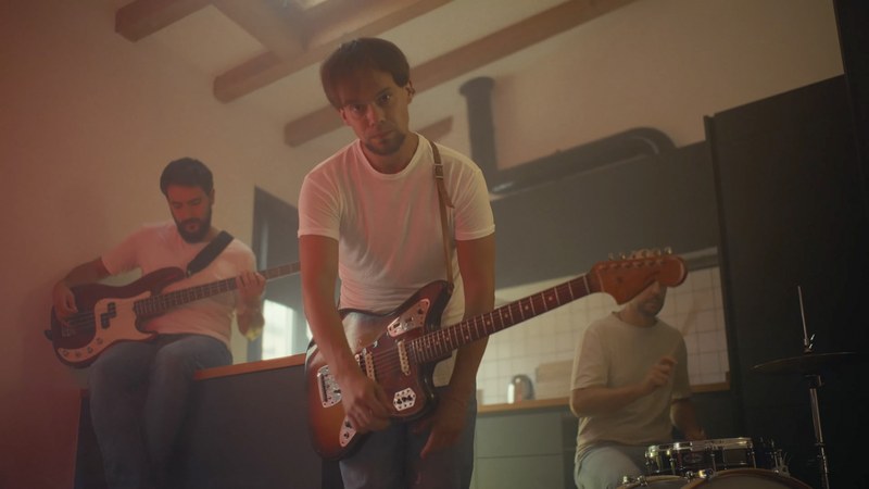 Deus Ez taldeak ‘Zain’ diskoa aurkezteko lehen kontzertua emango du zapatuan Eibarren