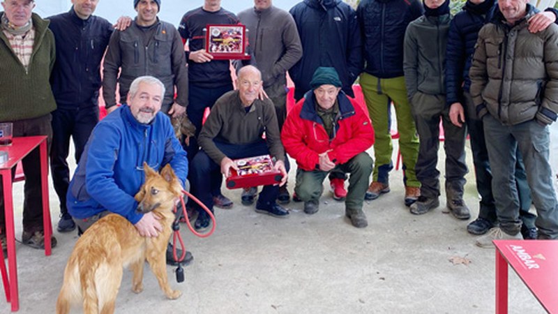 Diana elkarteko sei ehiztari saikatu ziren bailarako txapelketarako