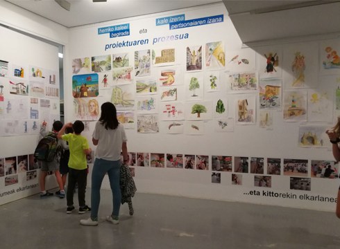 Dibujo eta Zeramika eskolako ikasleen erakusketa ekainaren 16ra arte egongo da zabalik