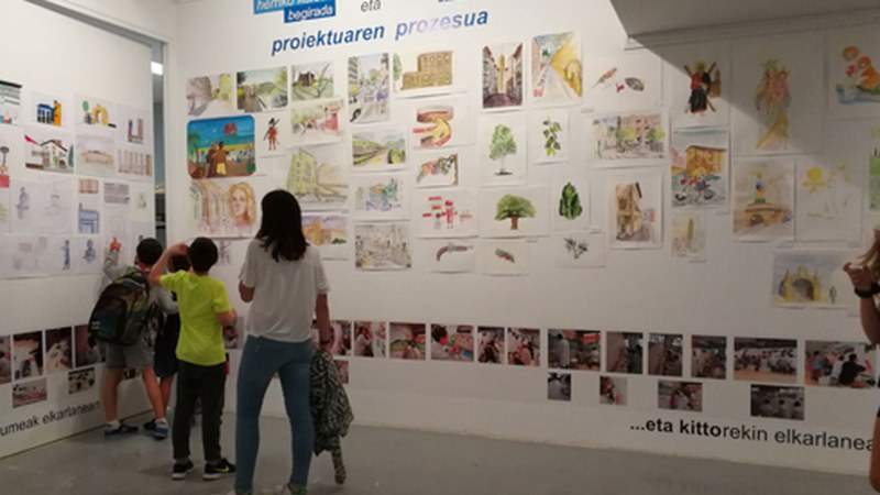 Dibujo eta Zeramika eskolako ikasleen erakusketa ekainaren 16ra arte egongo da zabalik