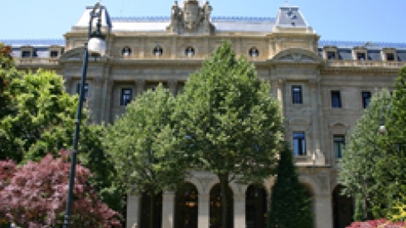 Diputazioarekin izandako bileratik "gehiago espero zuen" alkateak