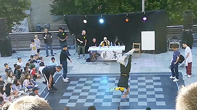 Domeka arratsaldean egingo da Breaking Eibar dantza urbanoen jaialdia