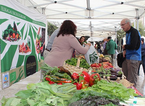 Domekako azokarekin hasiko da Debabarreneko VII. Aste Ekologikoa