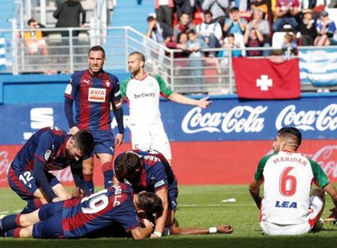 Domekako Eibar-Alaves partidurako sarrerarik ez dago
