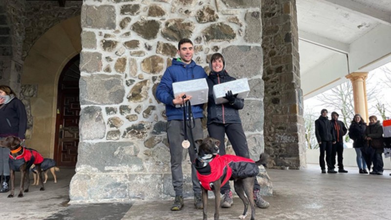 Domekako Eibarko III. Txakurkros arrakastatsuak 110 partaide izan zituen eta hurrengoa bi egunera luzatzeko asmoa dute