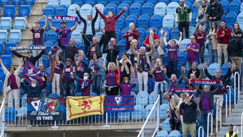 Domekako Malaga-Eibar partidurako sarrerak salgai daude Orsaixango arreta-bulegoan
