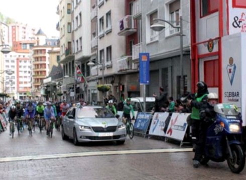 Domekan jokatuko da 48. Valenciaga Oroitzarrea