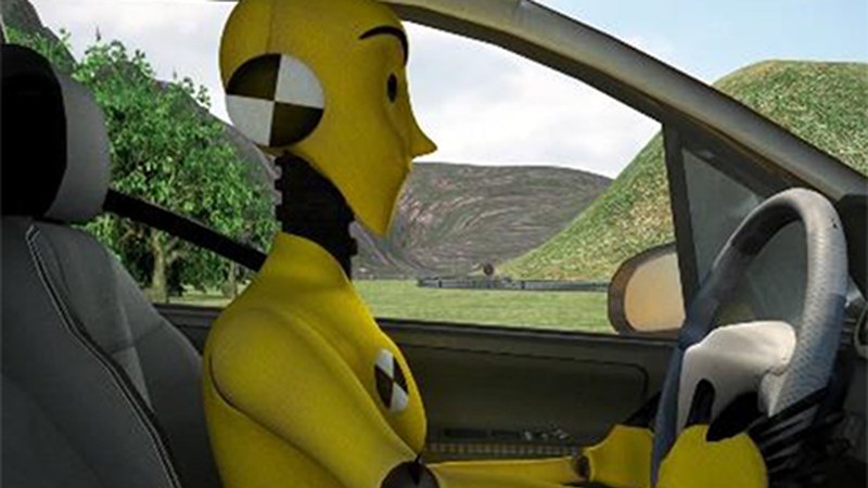 "Don't be Dummy" bide-hezkuntza programa aurkeztuko diete bihar Uni-ko ikasleei